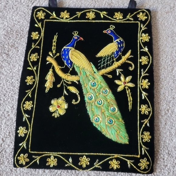 Zari Silk Thread Embroidered Wall Hanging Peacock, Jewel Carpet Wall Panel, Wall - Picture 1 of 4